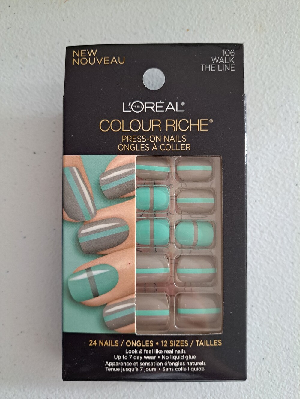 L'Oréal Press-On Nails — Green, Gray & White Accent